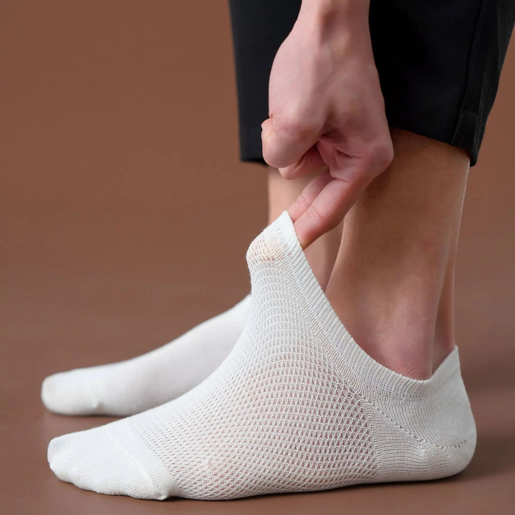10 Pairs Summer Men's Socks Soft Breathable Cotton With Soft Silicone Anti-slip Coating Invisible Socks Casual Boat Socks