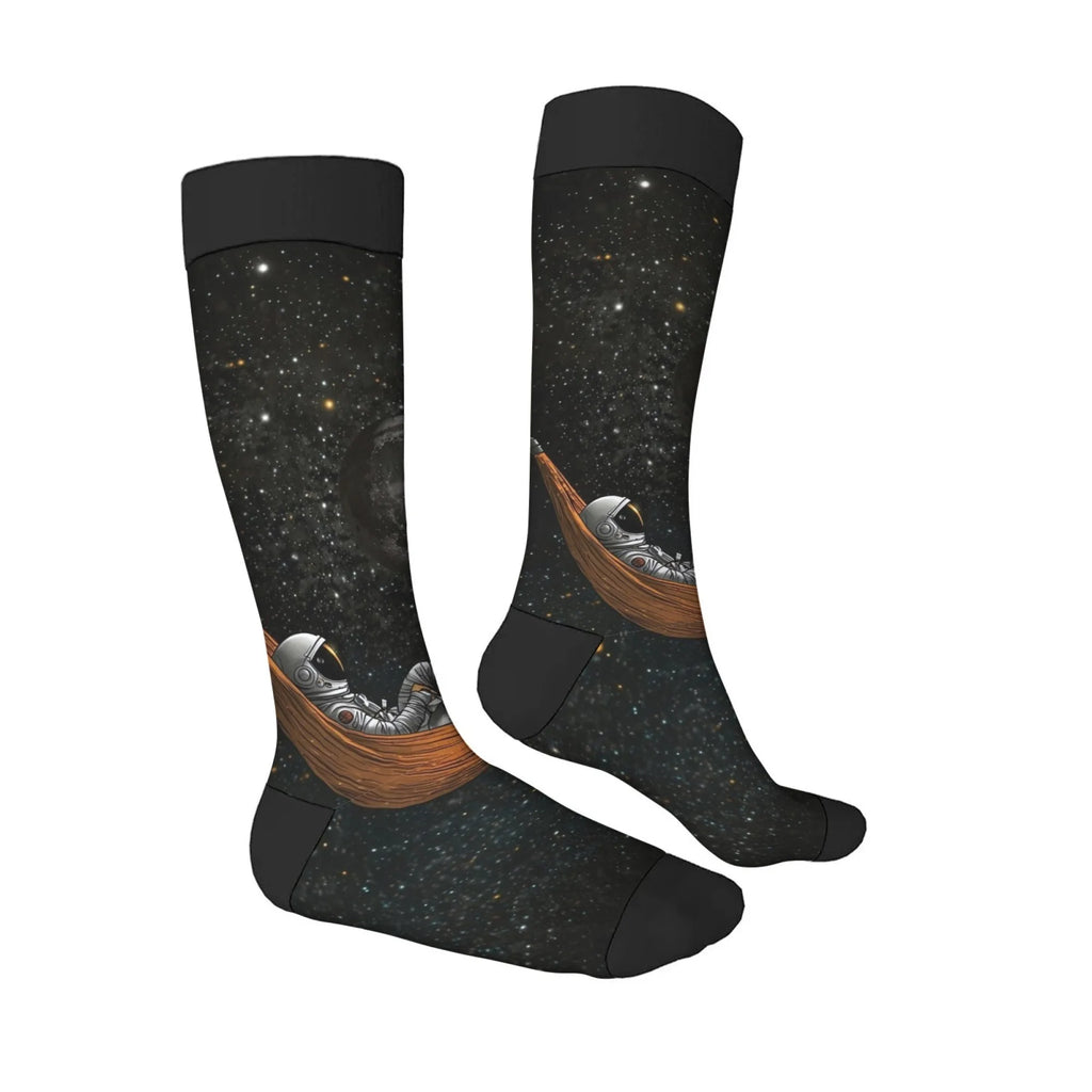 Astronaut fantasy atmosphere socks unisex retro fashion casual stockings soft breathable non-slip running cycling sports socks