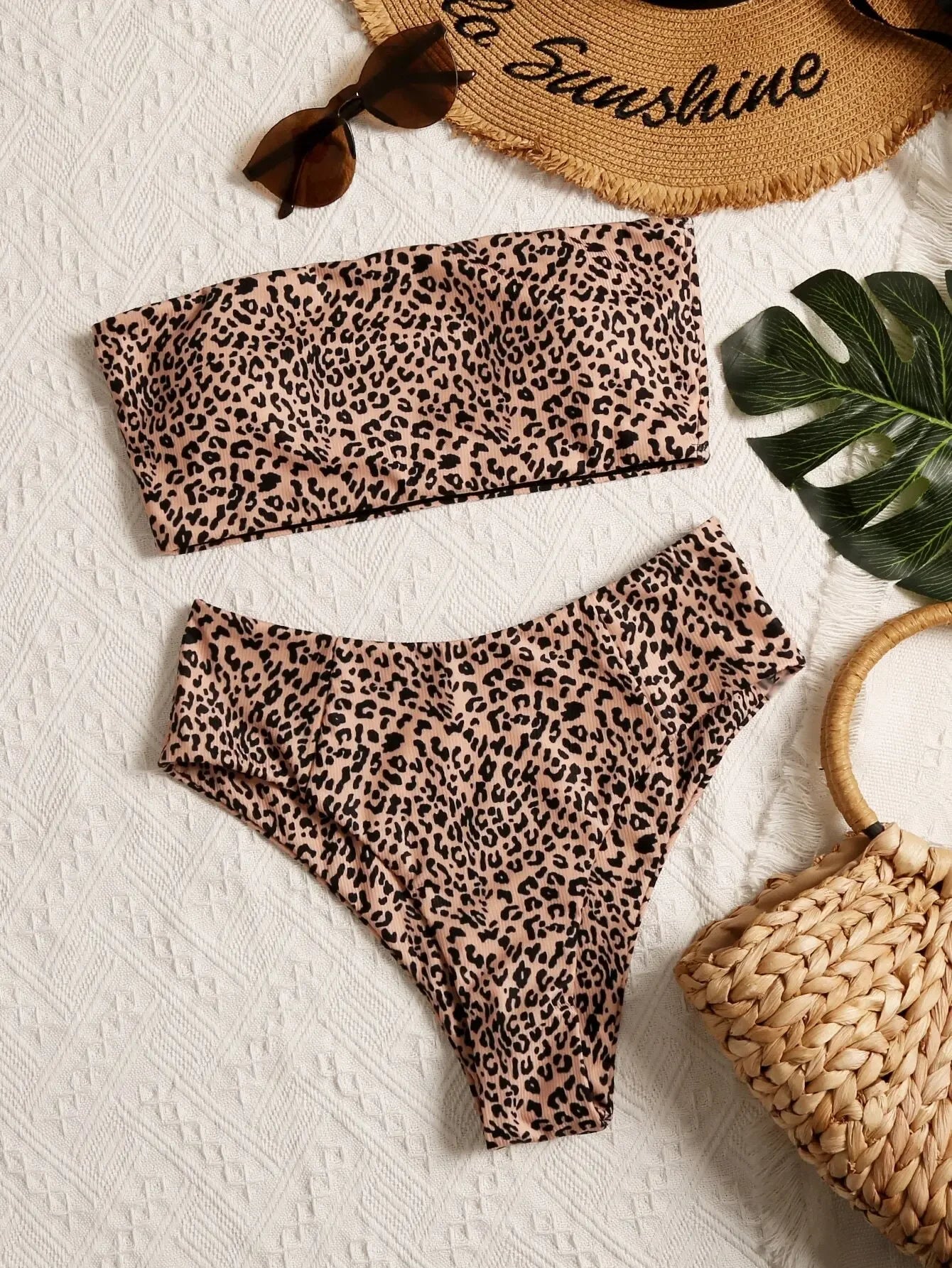 2026 new summer beach leopard print tube top high waist bikini suit suitable for beach swimmingknv
