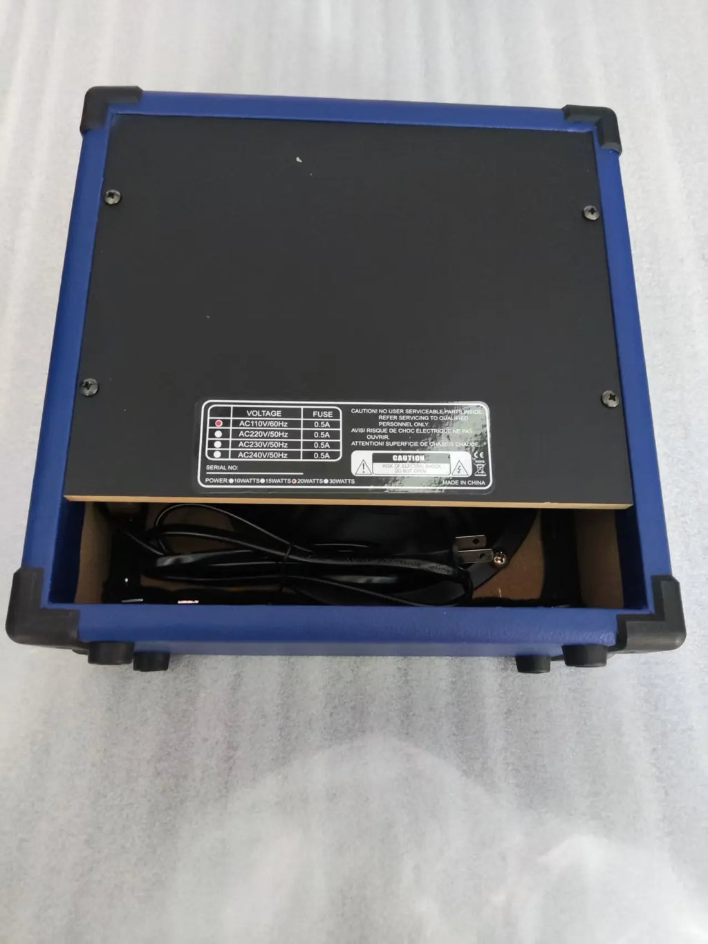 Quality Professional Guitar Amplifier10 WATT Guitar Amplifier Speaker  110 VOLTS WITH FCC TEST REPORT