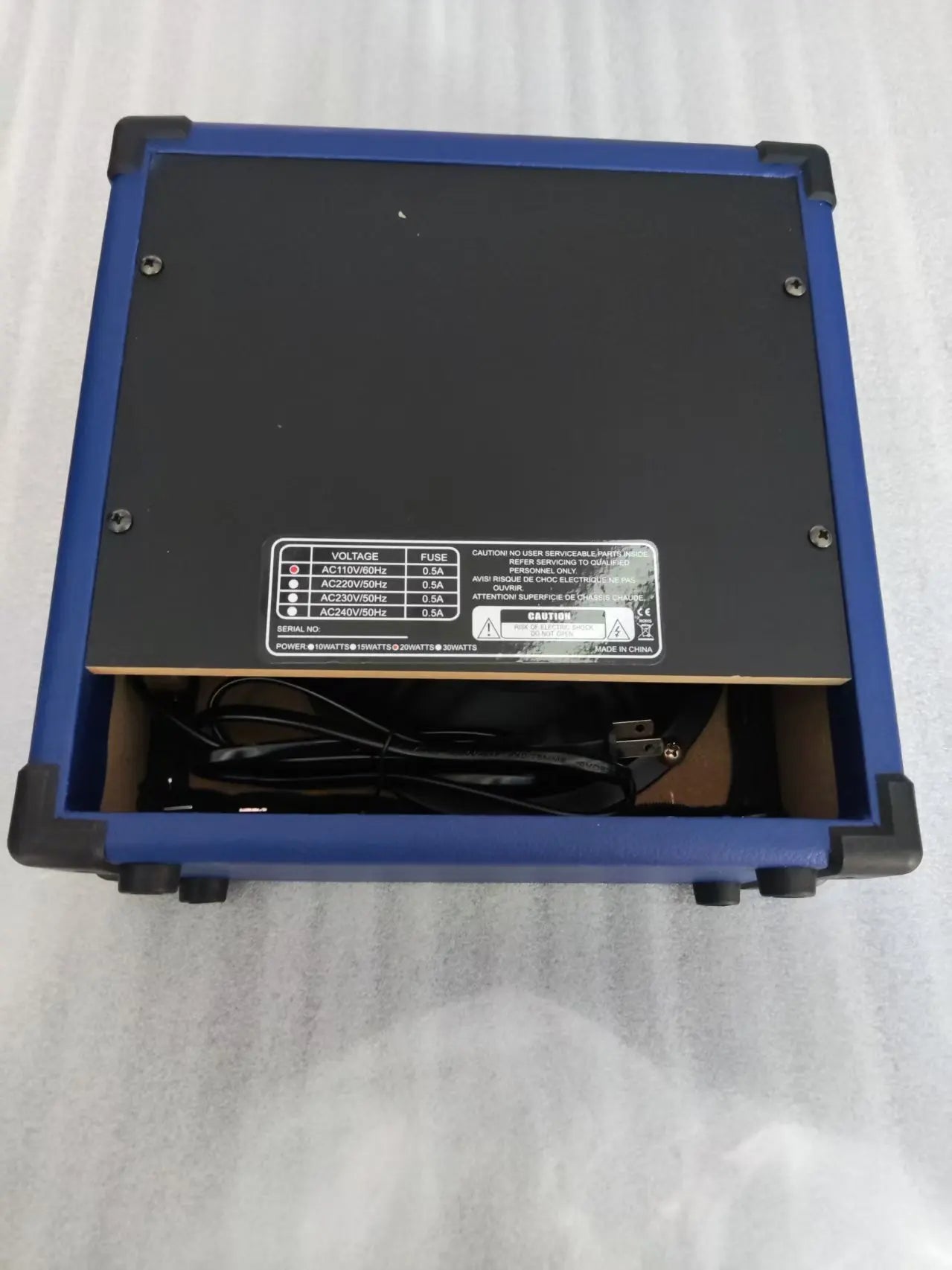 Quality Professional Guitar Amplifier10 WATT Guitar Amplifier Speaker  110 VOLTS WITH FCC TEST REPORT