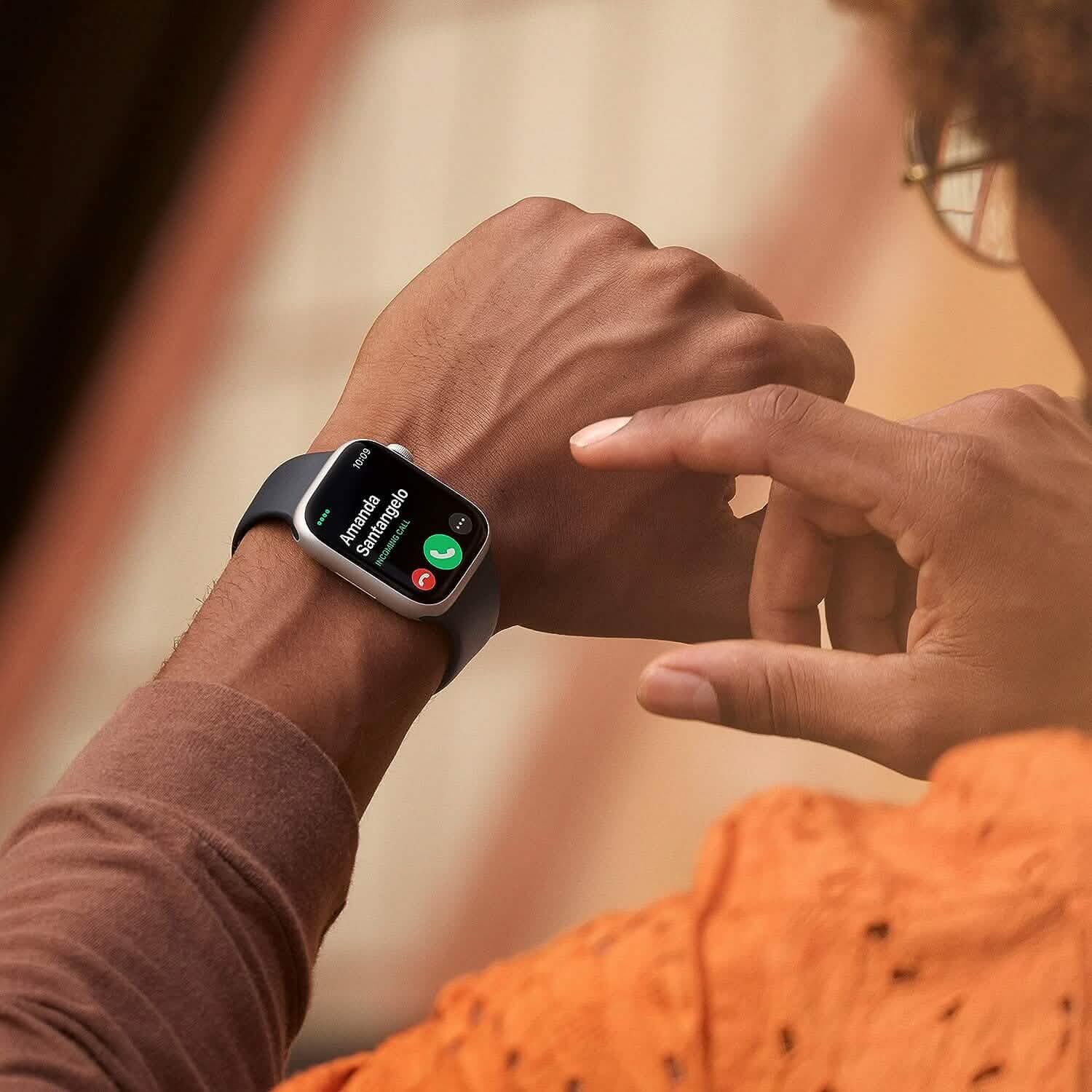 Apple Watch Series 8 GPS (Refurbished)
