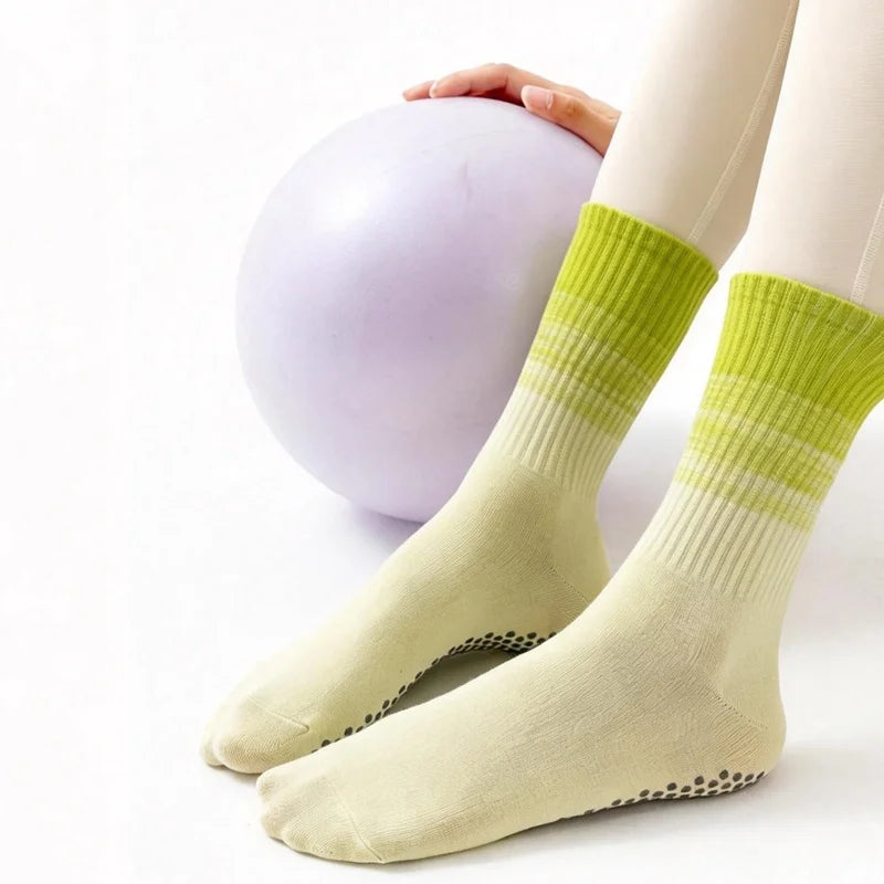 Dreamlikelin 1 Pair Women's Mid-Calf Yoga Socks, Professional Fitness & Pilates Socks Silicone Anti-Slip Grip Breathable Socks
