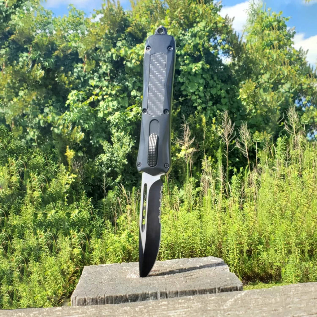 Carbon Fiber Automatic OTF Knife with Belt Clip