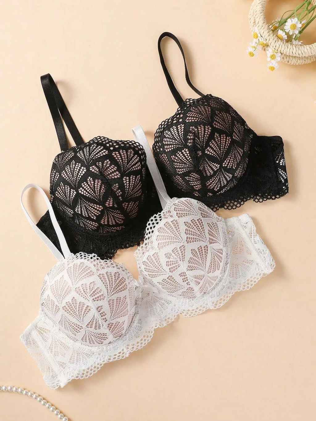 2-Pack Lace Underwire Bra Set for Women - Black and White Floral Pattern